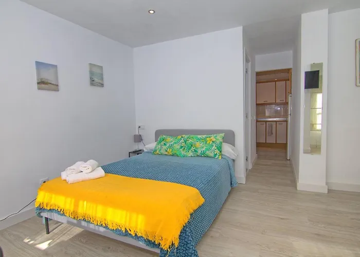 Mercado Huelin Apartments